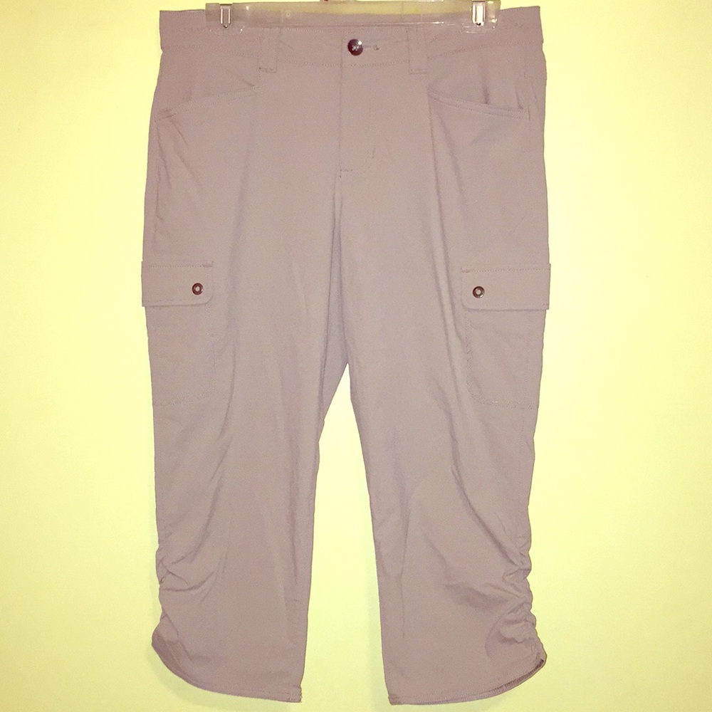 Eddie Bauer Tan Capris